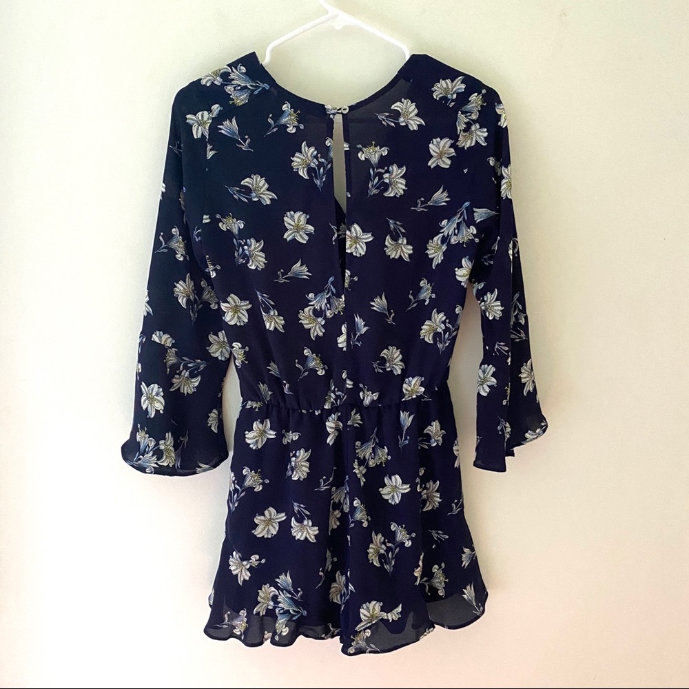 Forever 21 | Floral Ruffle Romper Small - Picture 4 of 5